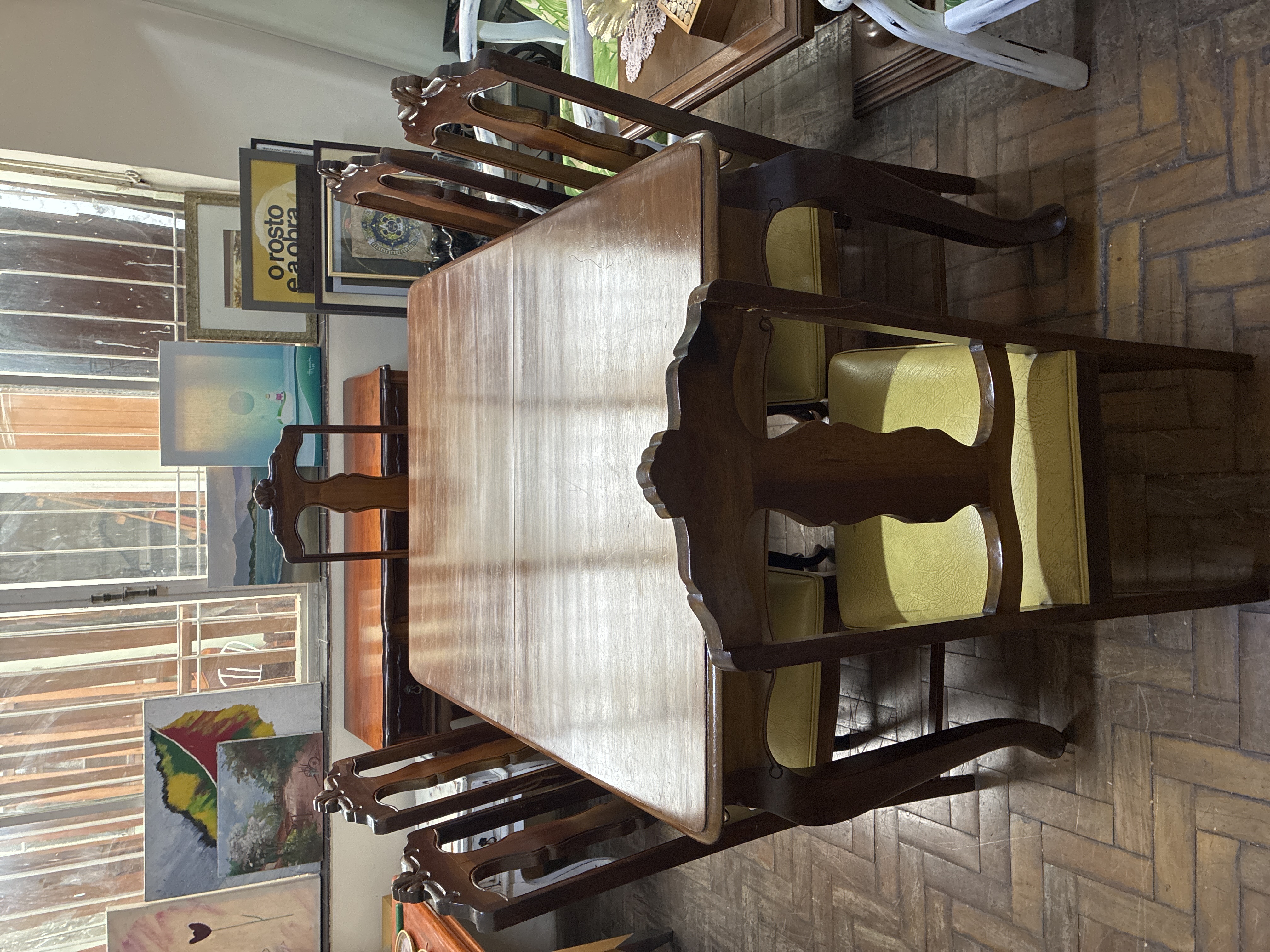 Conjunto de mesa de jantar com 6 cadeiras de madeira